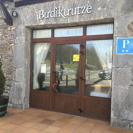 Burdi -Kurutze Pension Urquiola Екстер'єр фото